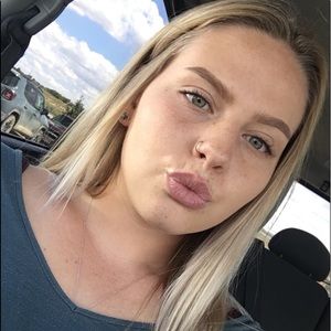 Meet your Posher, Kiffany